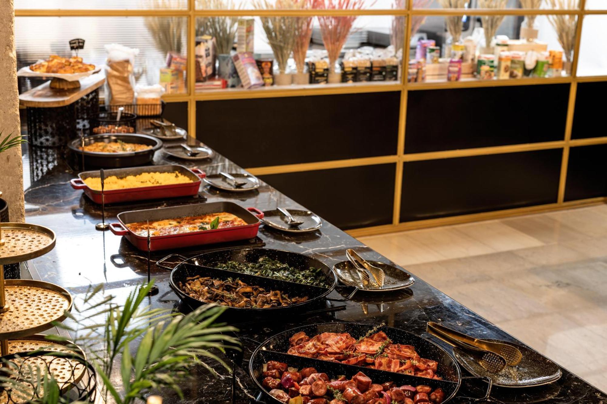 Skylark, Aluma Hotels & Resorts Афины Экстерьер фото