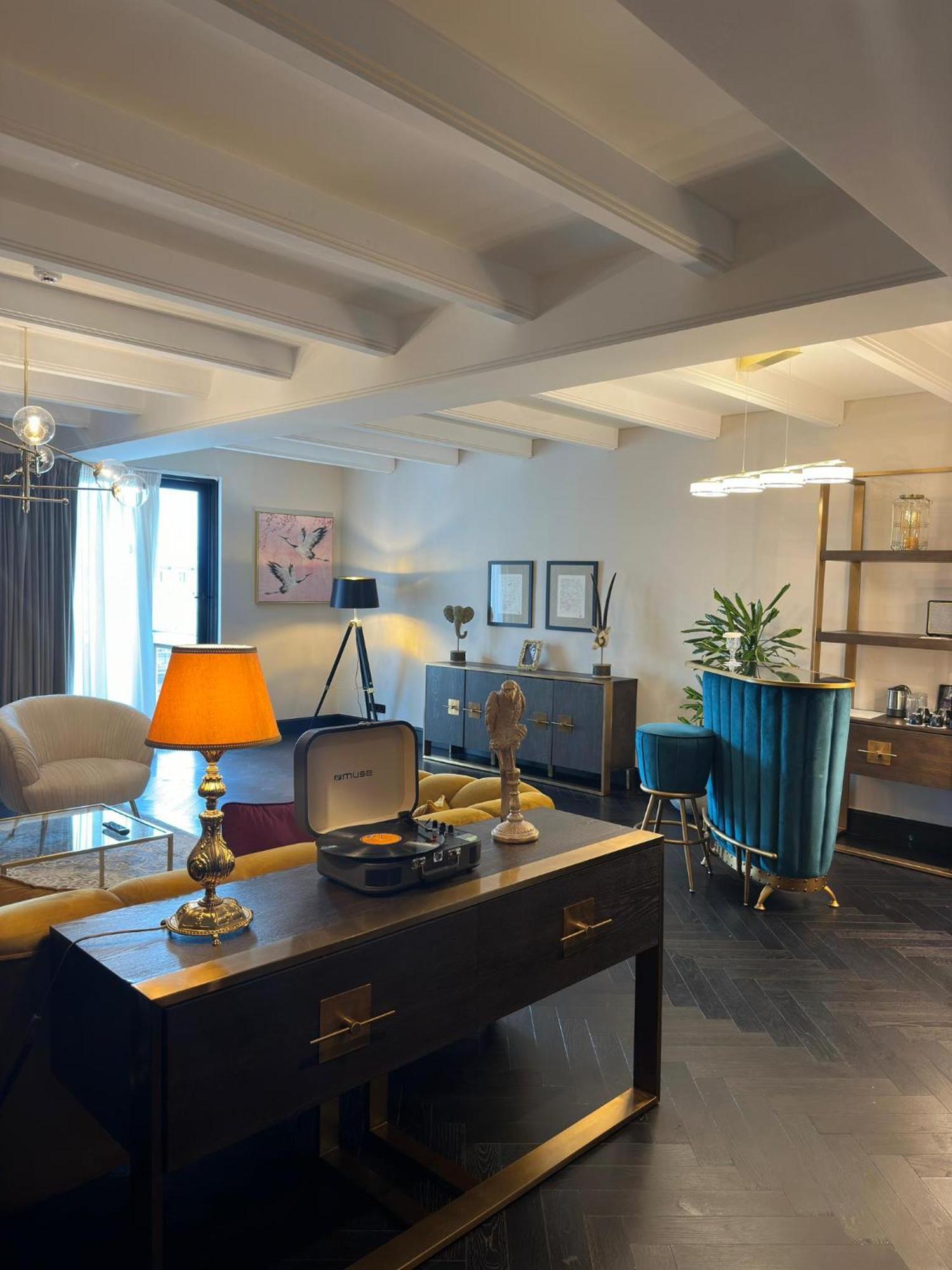 Skylark, Aluma Hotels & Resorts Афины Экстерьер фото